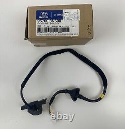 EQUUS 2011-12-13 Rear Backup Reverse Camera Original Rear View Parking Camera